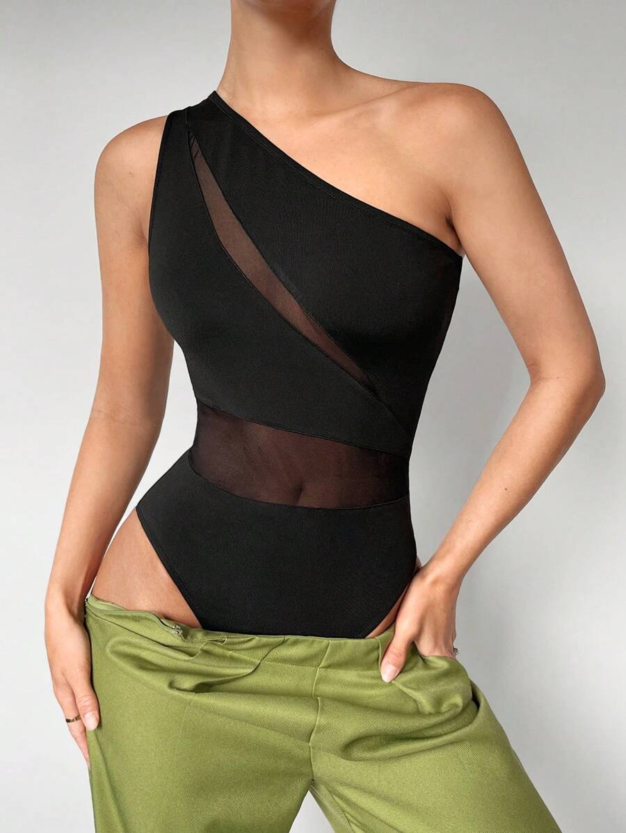 Body Assimétrico Recorte Transparente