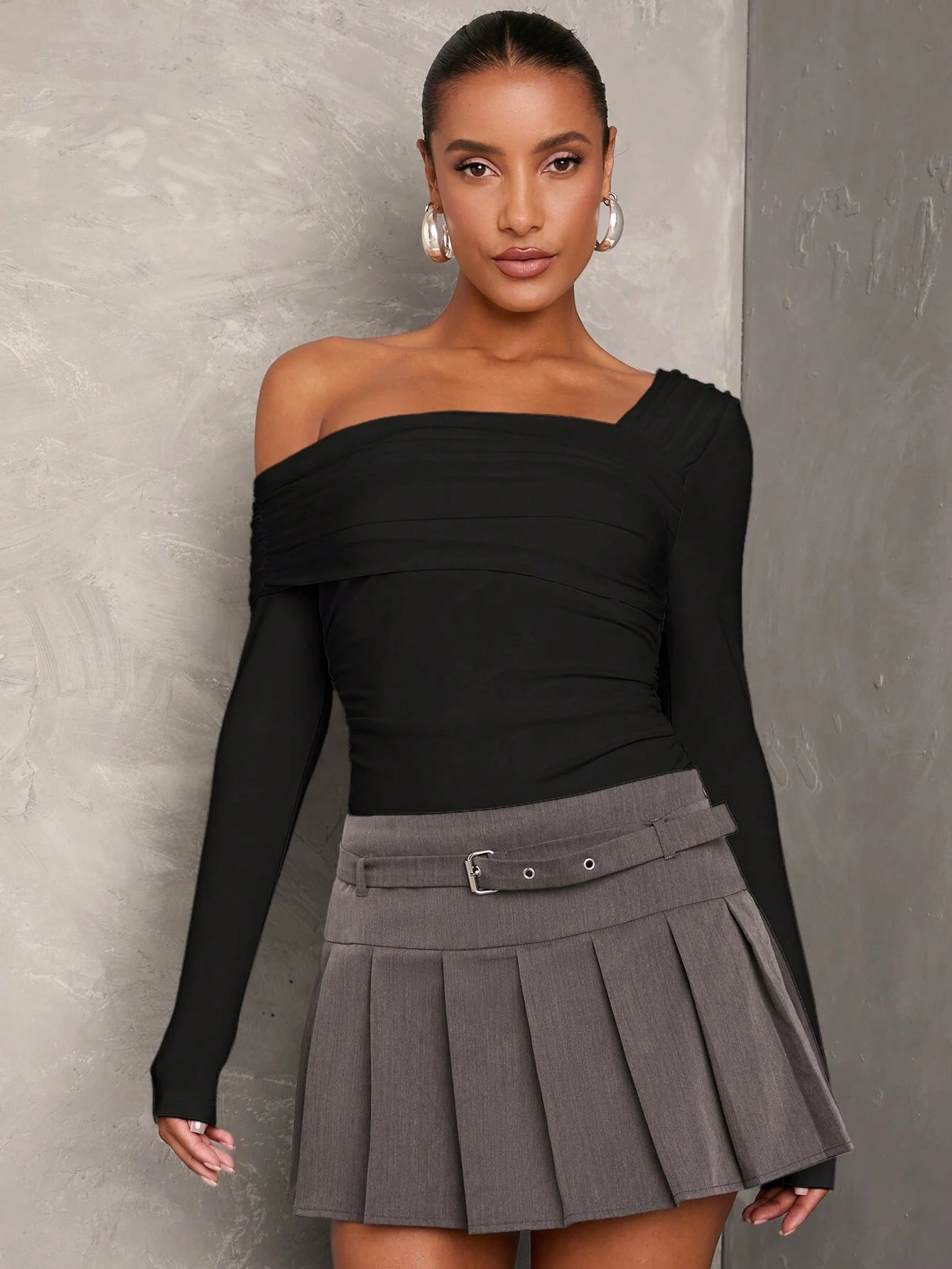 Body Gola Assimétrica Manga Longa